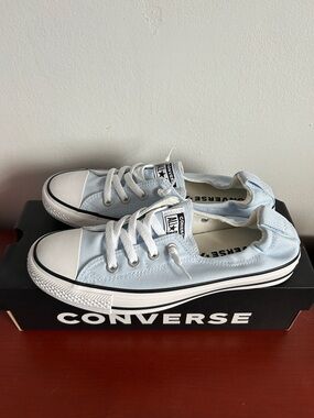 Converse women’s Sneakers in Light Blue size 9